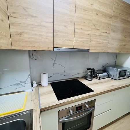 Lovely Apartment, Free Parking Tiranë Luaran gambar