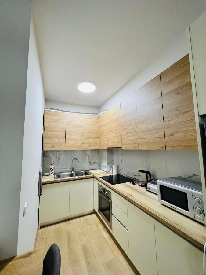 Lovely Apartment, Free Parking Tiranë Luaran gambar